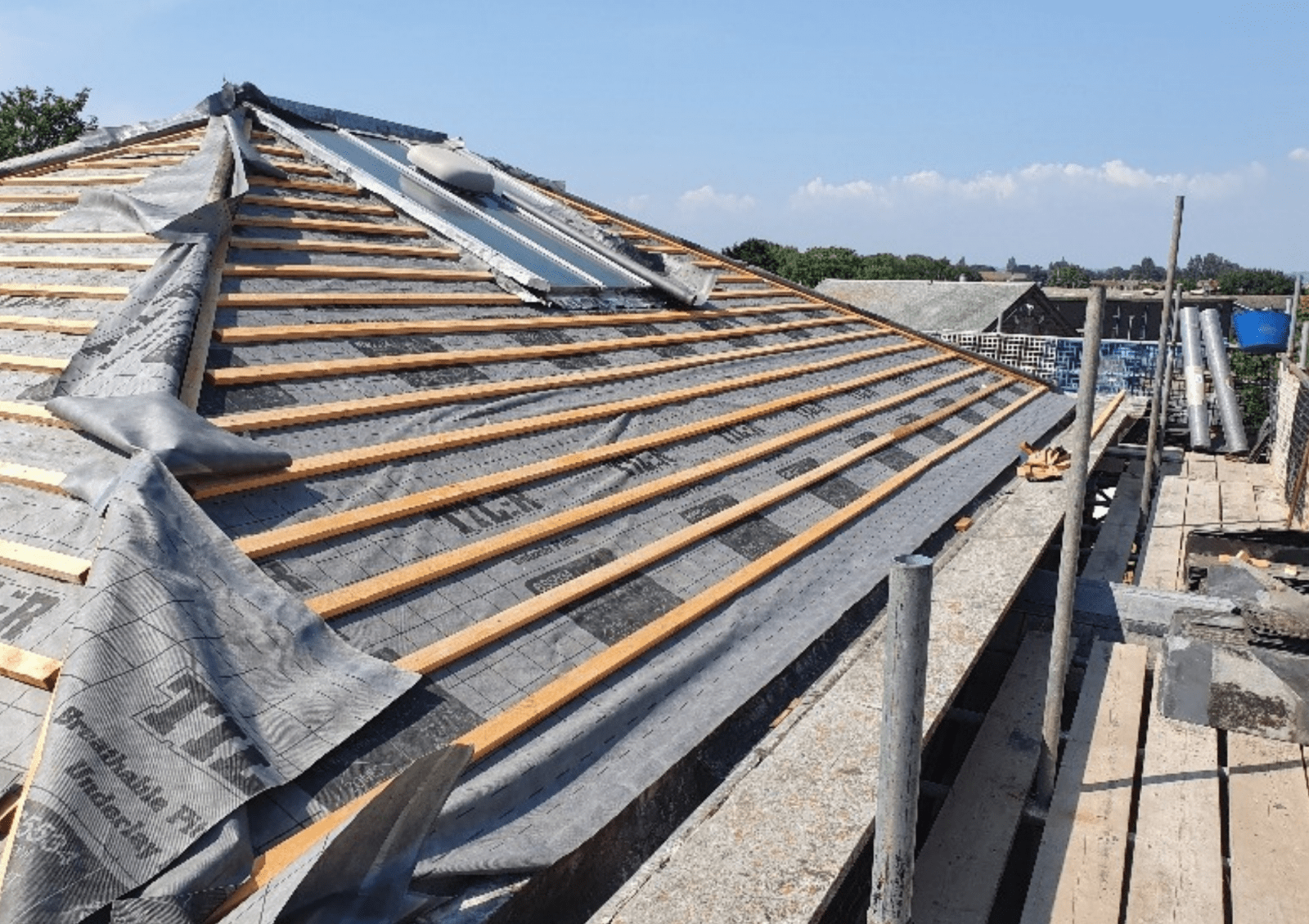 Hi-Tech commercial roofing project