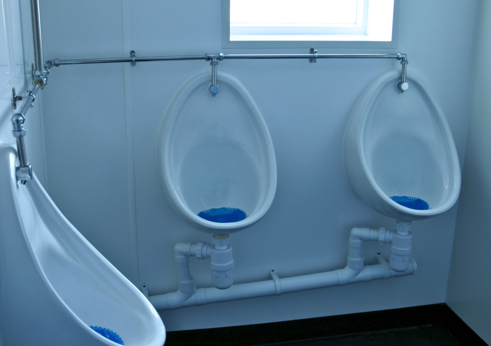 Commercial plumbing design and coordinated installation